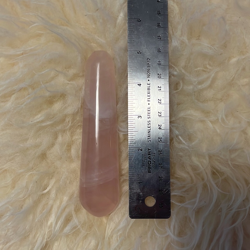 Rose Quartz Wand - Picture 3 of 3